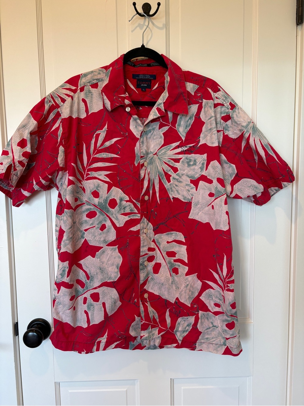 Vintage Tommy Jeans Red Short-Sleeve Tropical Button-Down Shirt